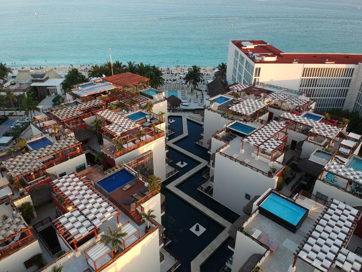 Aldea Thai By Blue Oceanfront プレヤデルカーメン エクステリア 写真